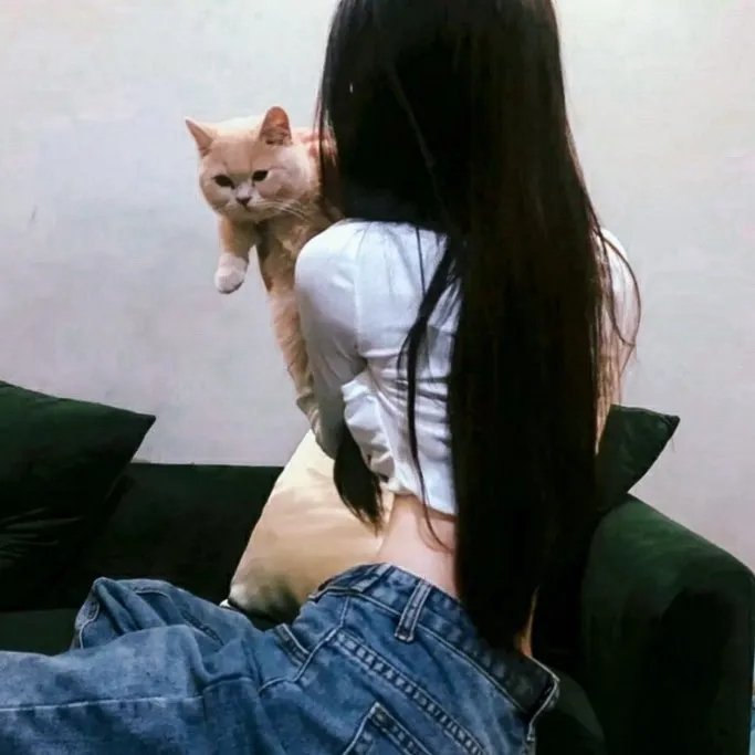 谜一样的双眼